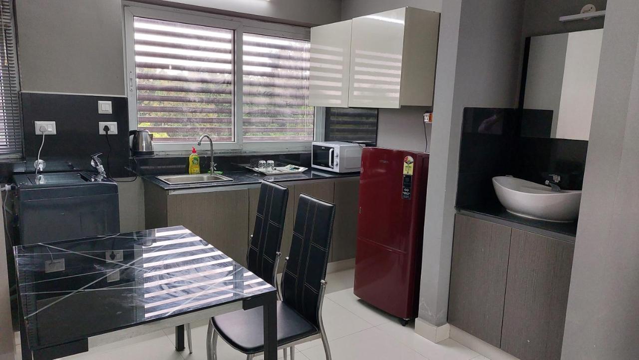 Gdc - Apartment Suites Коччи Экстерьер фото